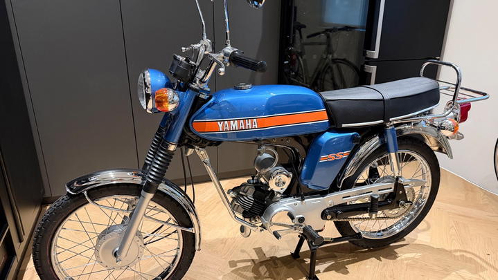Yamaha FS1 SS