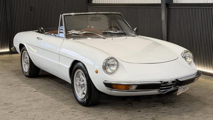 Alfa Romeo Spider (105) 1600