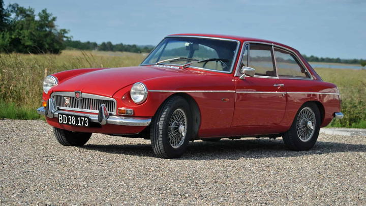 MG B 1,8 GT