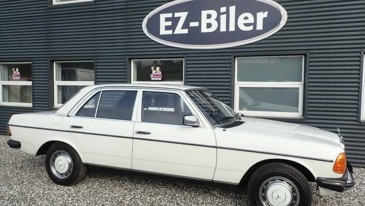 Mercedes-Benz 200-300 (W123) 200 2,0 D
