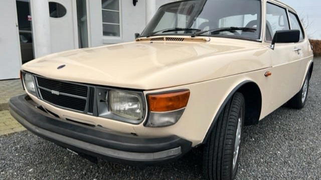 Saab 99 sedan