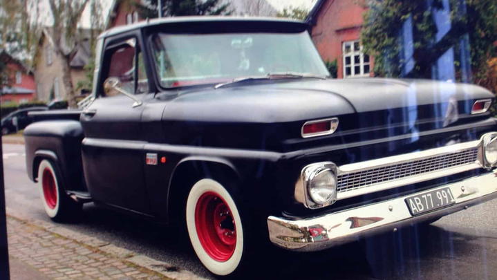 Chevrolet C10 Shortbed Stepside