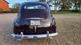 Ford De Luxe UPER DELUXE TUDOR SEDAN
