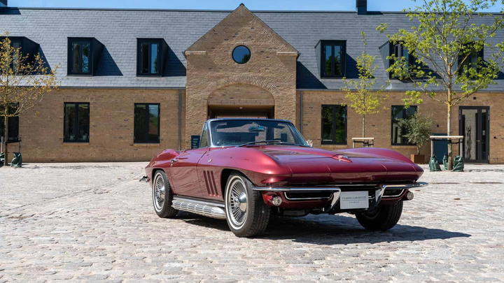 Chevrolet Corvette Sting Ray Convertible