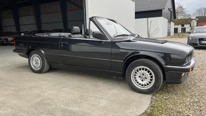 BMW 3 Series E30 325 i Cab