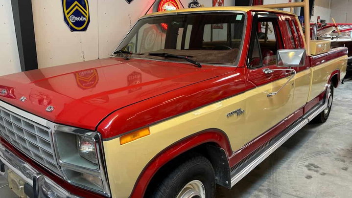 Ford F-250 Longbed 351 v8