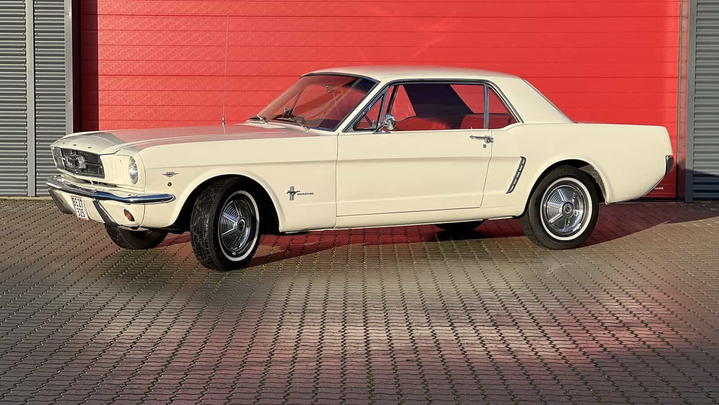 Ford Mustang D-code