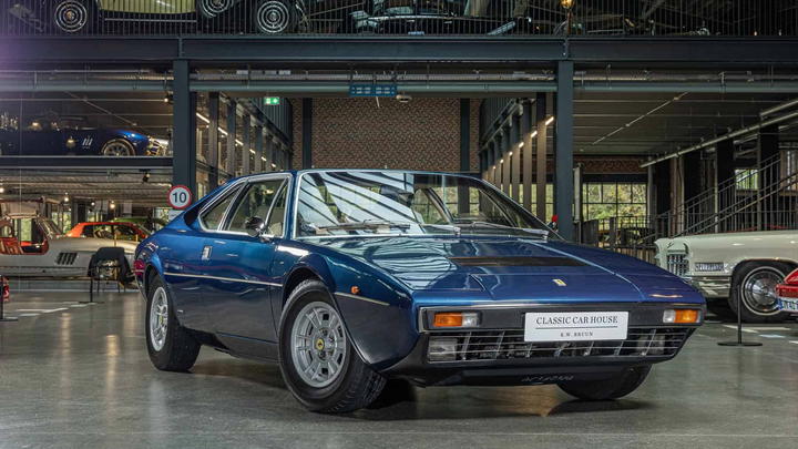 Ferrari 308 GT4