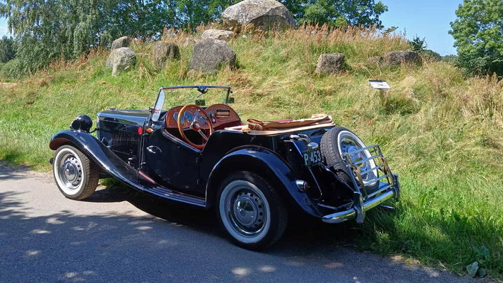 MG TD roster