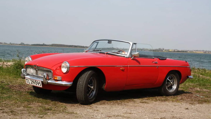 MG B Pull Handle