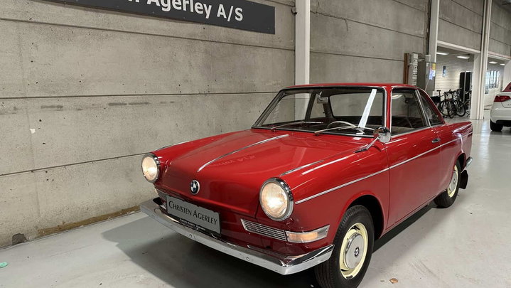 BMW 700 coupe